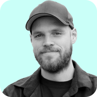 team-member-henrik-3